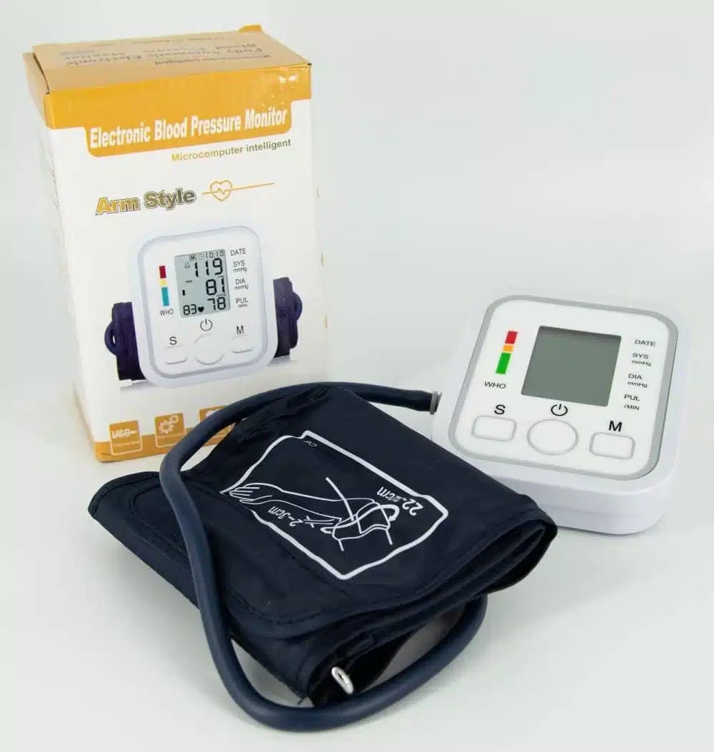 Tensiomètre bras surveillance santé fiable