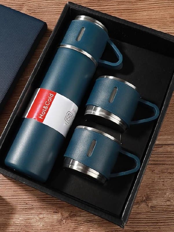 Kit voyage bouteille et tasses inox