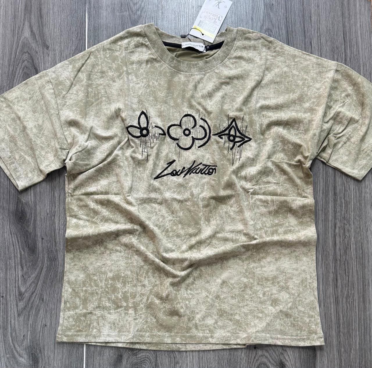 T-shirt L.V Oversize