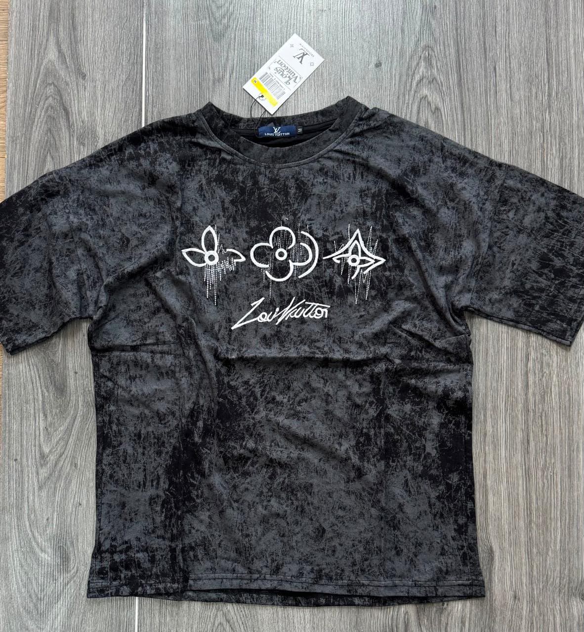 T-shirt L.V Oversize